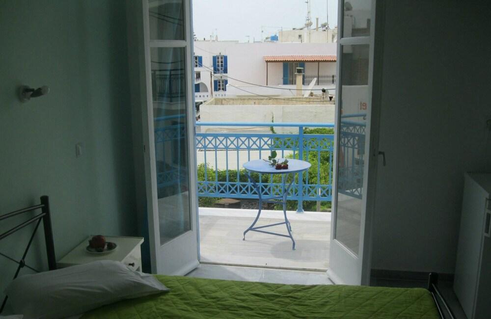 Very-Kokkos Pension 2 Naxos City Exterior photo
